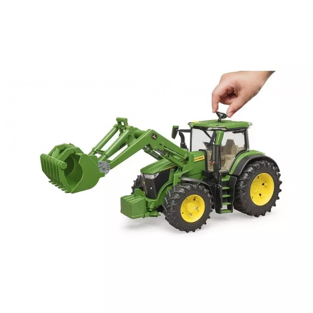 Bruder speelgoedtractor John Deere 7930 met lader en groene en gele aanhanger 03055
