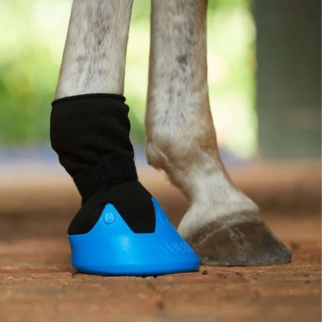 Tubbease hoof boots by Kerbl.