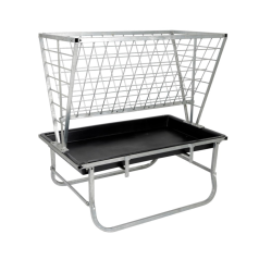 Verzinkt rek met voederbak. Verzinkt rek met voederbak.