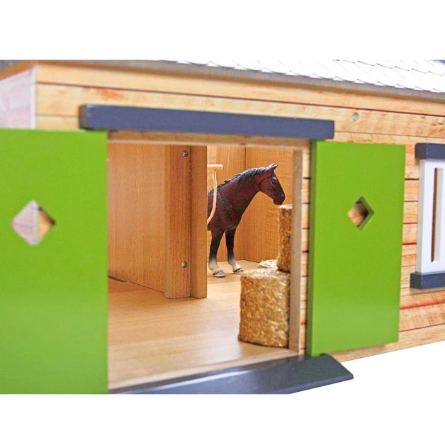 Ecurie avec boxes pour chevaux jouet Kids Globe Farming