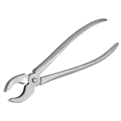 Pliers and rings for pigs Pliers and rings for pigs