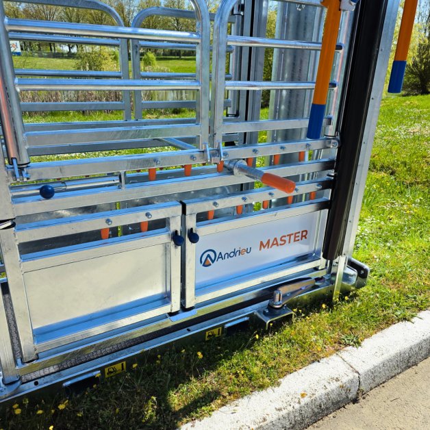 Andrieu MASTER classic restraint cage