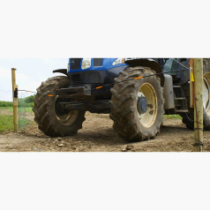 Flexible electric barrier for frequent passage