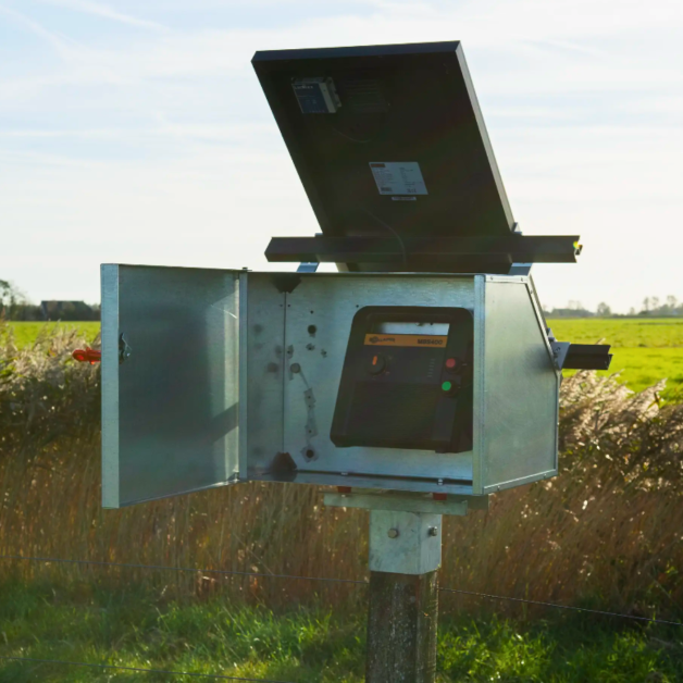 Solar energizer MBS400 with anti-theft system