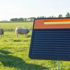 Électrificateur solaire : une solution autonome et puissante pour vos clôtures