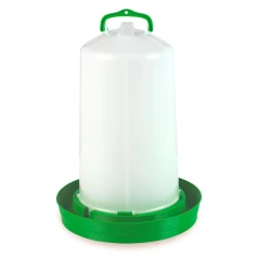 Abreuvoir volaille en plastique résistant avec poignée