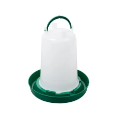 Olba 1.5 liter green chick waterer – Bayonet closure