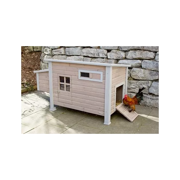 "Emma chicken coop for 2 to 3 hens"