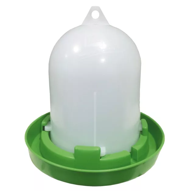 Milieuvriendelijke drinkbakken voor pluimvee Milieuvriendelijke drinkbakken voor pluimvee