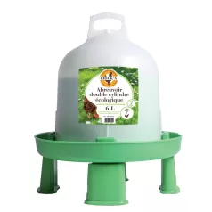 Milieuvriendelijke drinkbakken voor pluimvee Milieuvriendelijke drinkbakken voor pluimvee