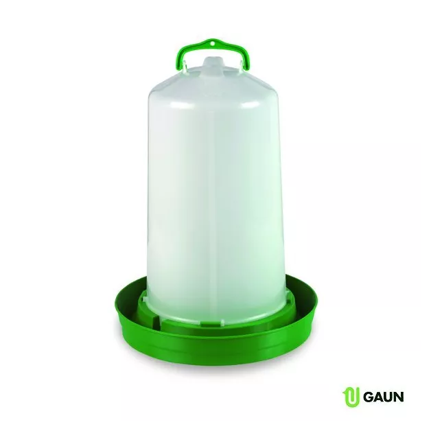 Abreuvoir volaille en plastique résistant avec poignée