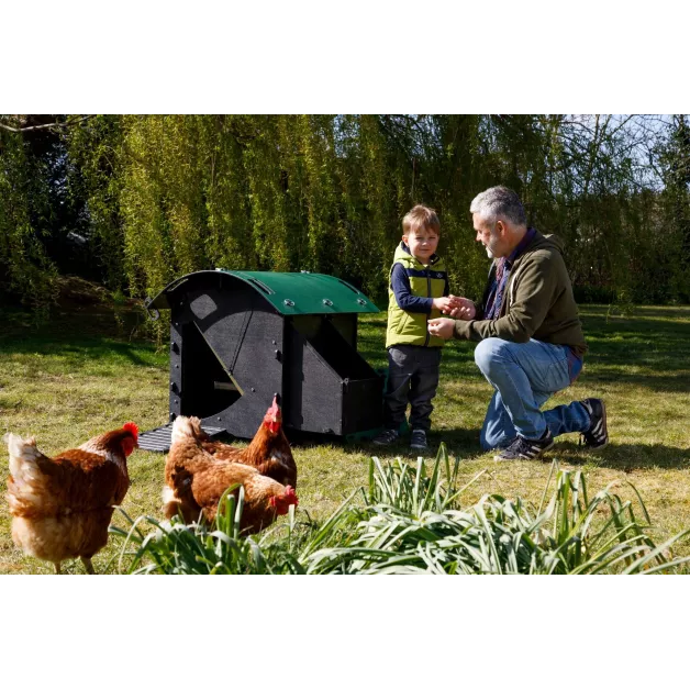 Poulailler iglou-écodesign sur pieds en plastique recyclé impérissable