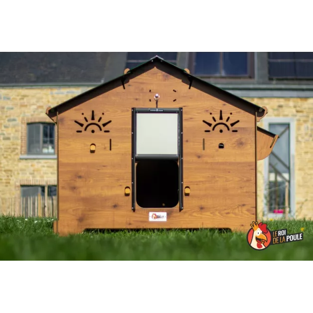 Kippenhok van hoogwaardig HPL, bestand tegen bloedluizen.