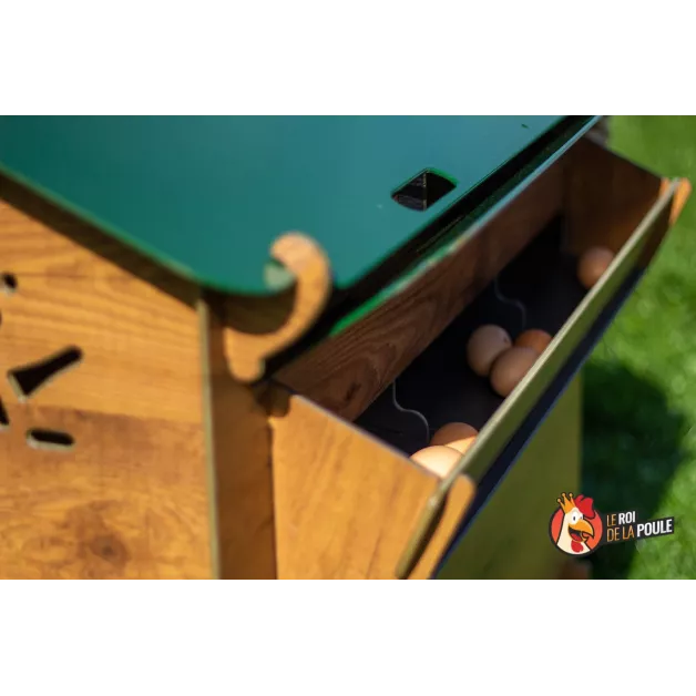 Kippenhok van hoogwaardig HPL, bestand tegen bloedluizen.