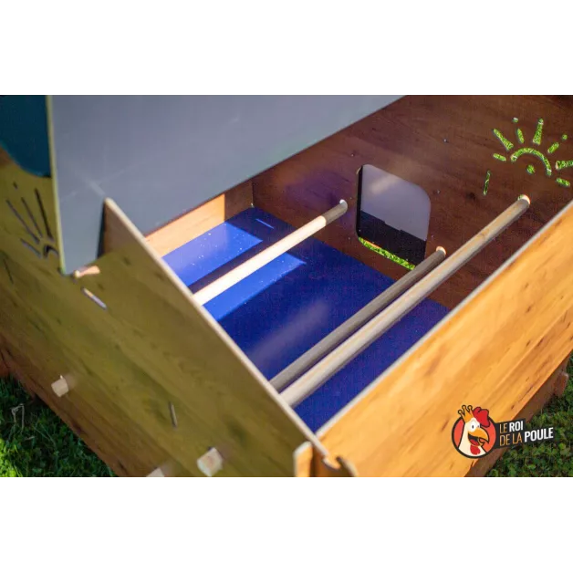 Poulailler en HPL haute qualité anti poux rouges