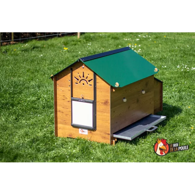 Kippenhok van hoogwaardig HPL, bestand tegen bloedluizen.