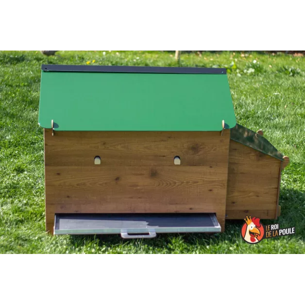 Kippenhok van hoogwaardig HPL, bestand tegen bloedluizen.