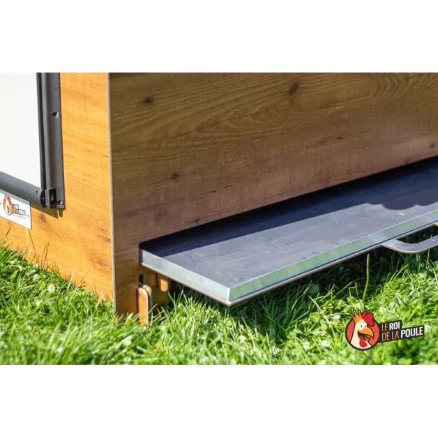 Poulailler en HPL haute qualité anti poux rouges
