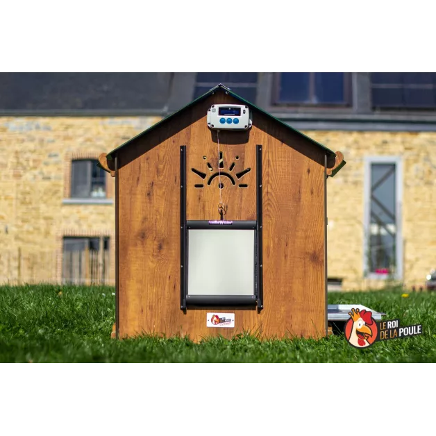 Kippenhok van hoogwaardig HPL, bestand tegen bloedluizen.