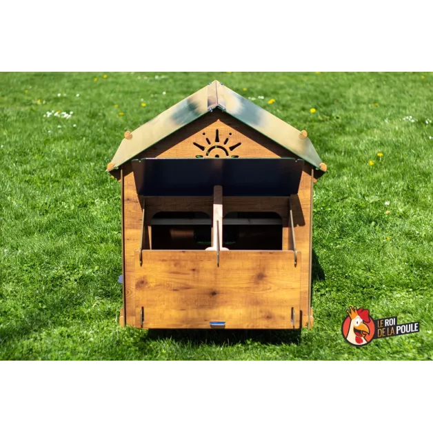 Kippenhok van hoogwaardig HPL, bestand tegen bloedluizen.