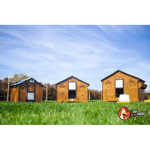Kippenhok van hoogwaardig HPL, bestand tegen bloedluizen.
