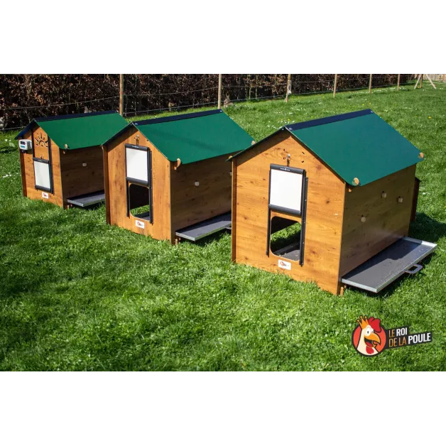 Kippenhok van hoogwaardig HPL, bestand tegen bloedluizen.