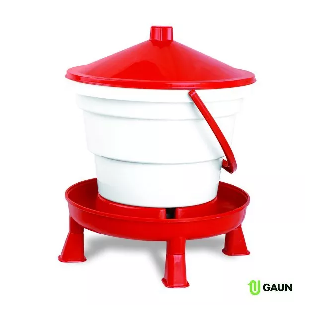 Poultry drinking bucket with handle