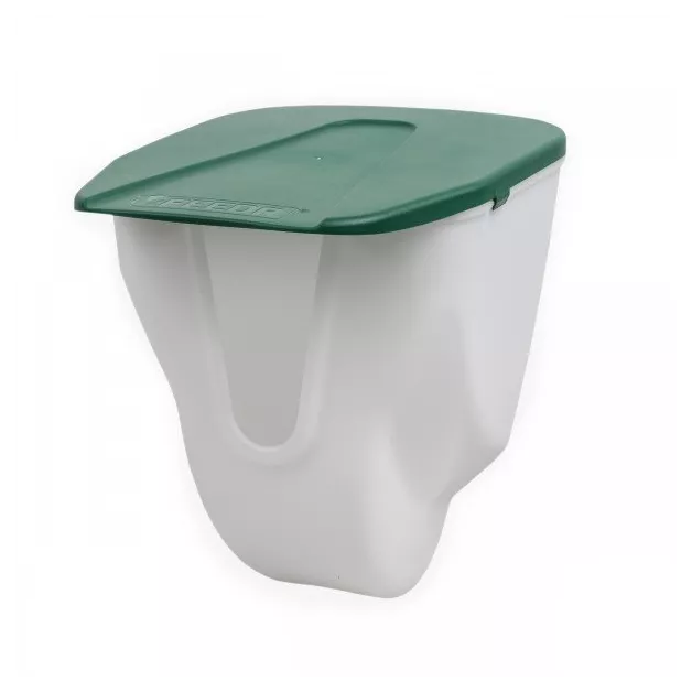 Poultry feeder to attach - 2.5 kg