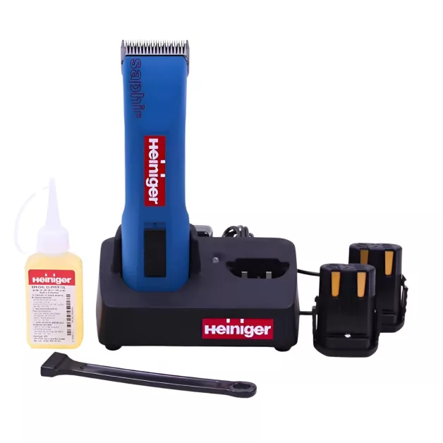 Heiniger Saphir en Saphir Horse tondeuses bij Terwagne-Élevage Heiniger Saphir en Saphir Horse tondeuses bij Terwagne-Élevage