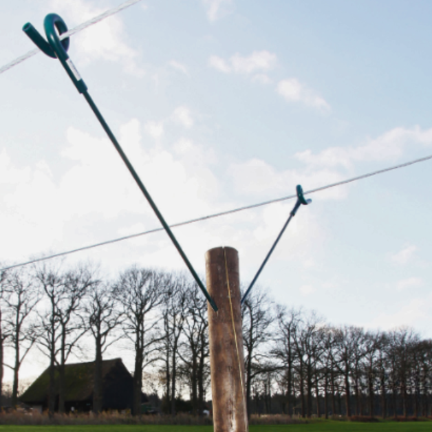 Versterkte isolator voor houten paal Versterkte isolator voor houten paal
