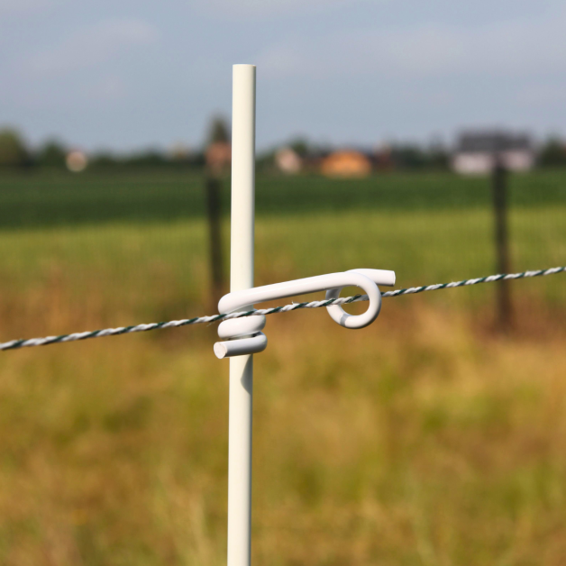 Pig tail insulator for 12mm diameter post, pack of 50