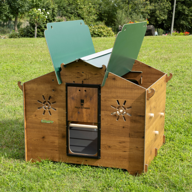 Kippenhok van hoogwaardig HPL, bestand tegen bloedluizen.