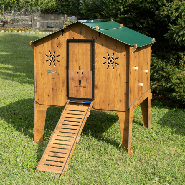 Kippenhok van hoogwaardig HPL, bestand tegen bloedluizen.