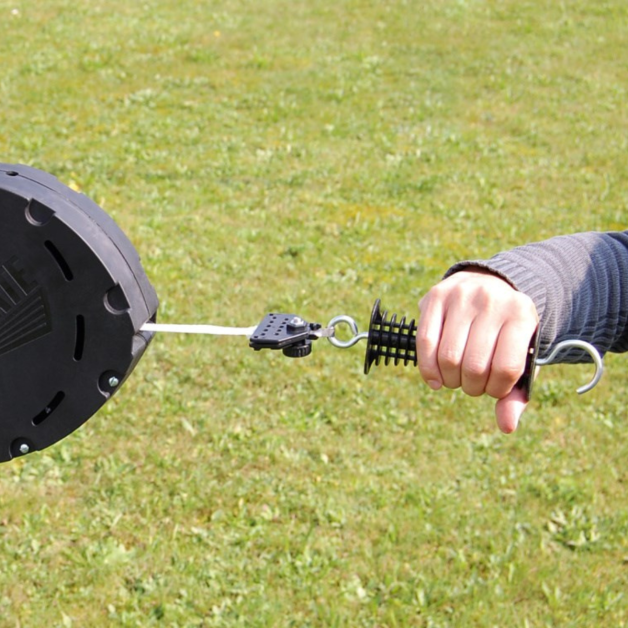 Barrière enrouleur électrifiable