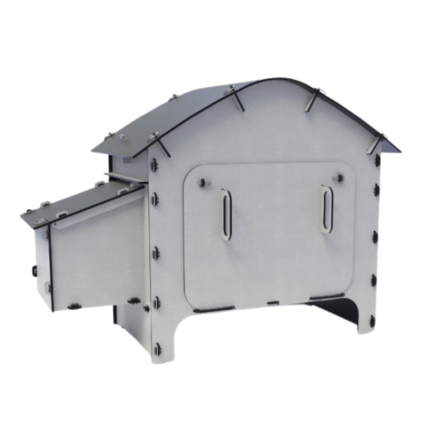 Harmony chicken coop in recycled plastic