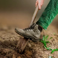 Which safety shoes should you choose for working in agriculture and protecting your feet? Which safety shoes should you choose for working in agriculture and protecting your feet?