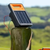 4 voordelen van zonne-energizers voor de veehouderij 4 voordelen van zonne-energizers voor de veehouderij