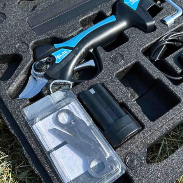 Cisaille à onglons électrique – 2 batteries Lithium