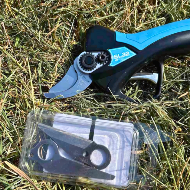 Cisaille à onglons électrique – 2 batteries Lithium