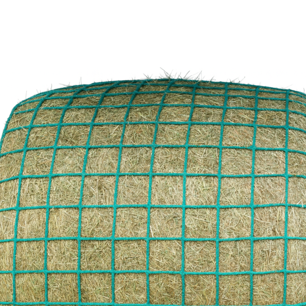 Flat hay net for round or square bale